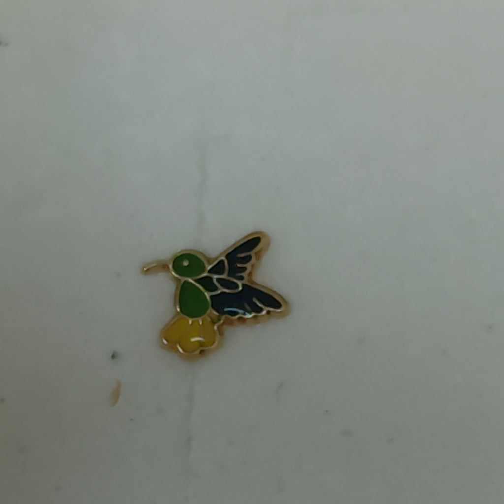 BROQUELES BROQUEL FIG COLIBRI ESMALTE VERDE 14K 0.2138 GR (NUEVO)