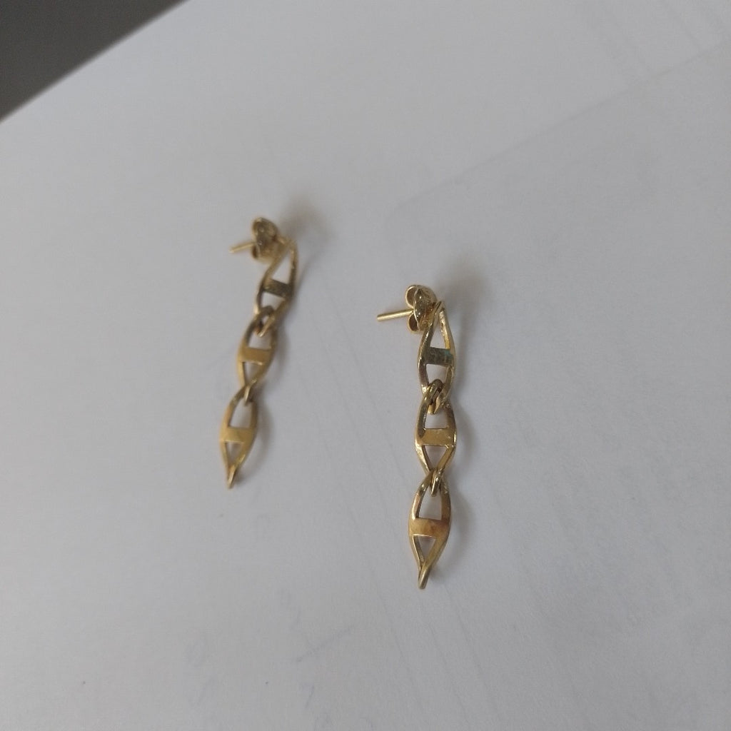 ARETES PAR ORO 14 K 2.8 GRMS (SEMINUEVO)
