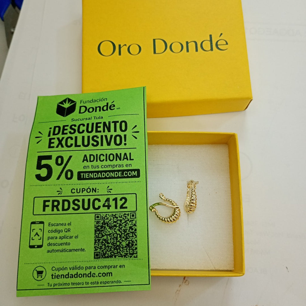 ARETES ARRACADA ESTRIADAS 14K 1.1 GR (NUEVO)