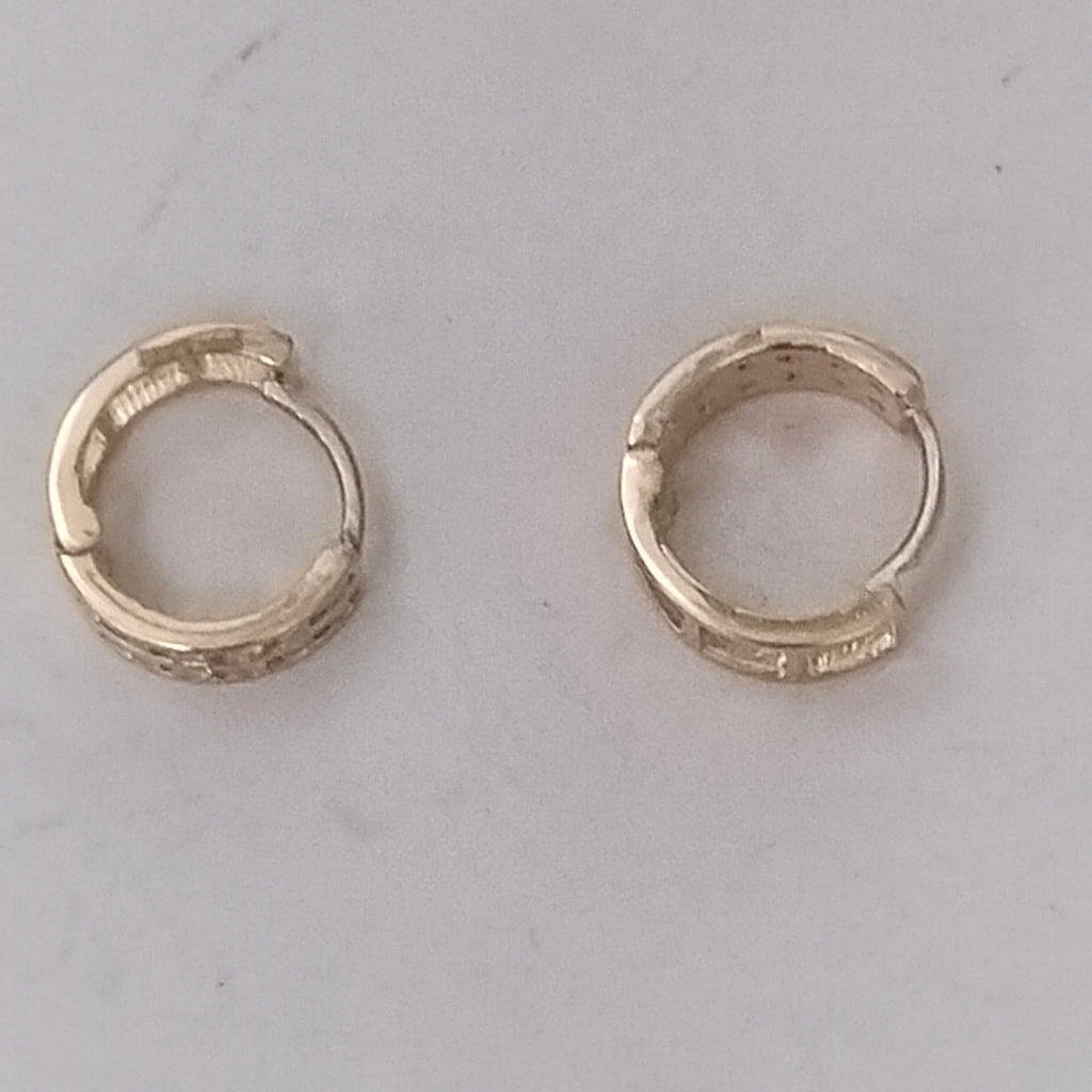 ARETES HUGGIES C CIRCONIAS 14K 1.7 GR (NUEVO)