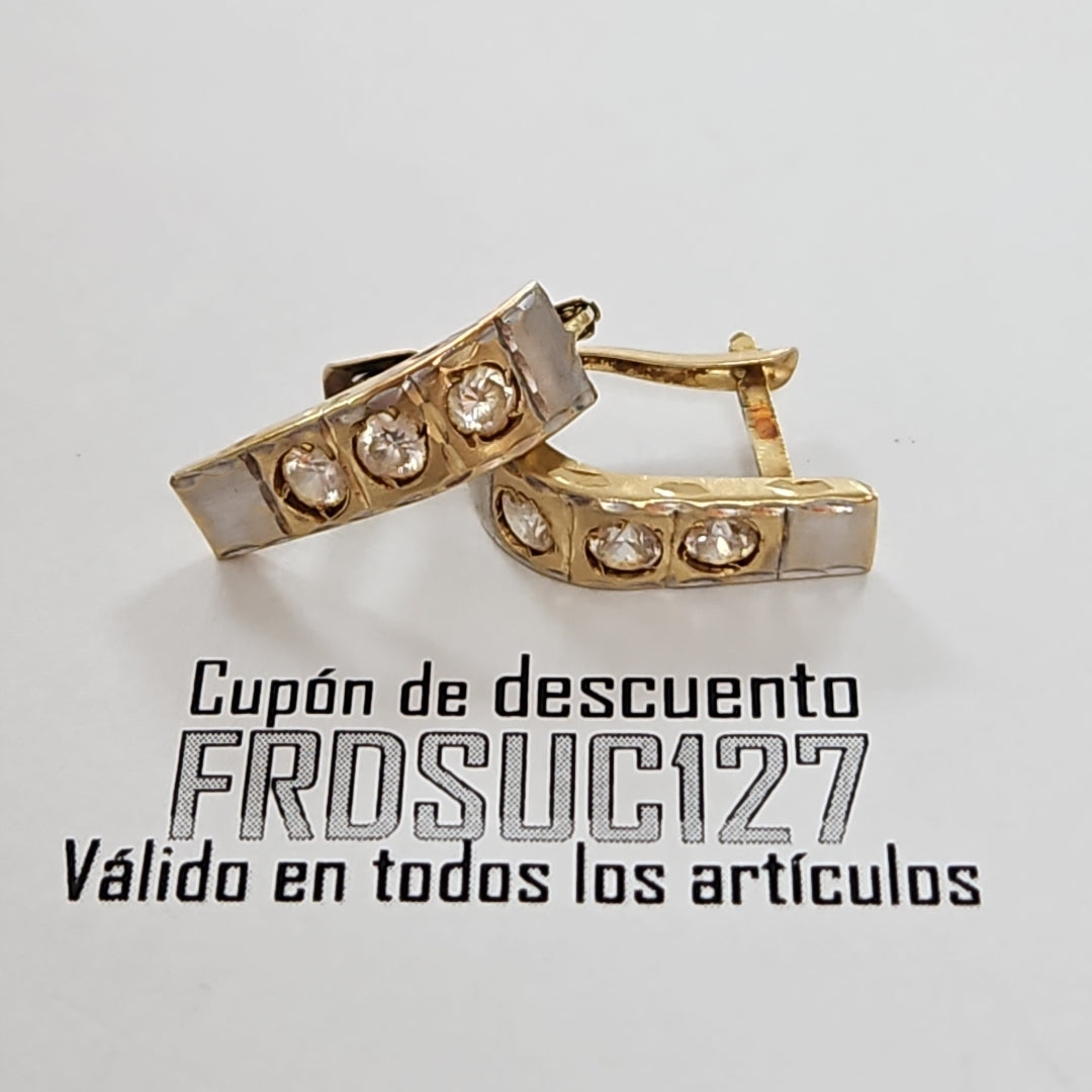ARETES PAR ORO 14 K 2.7 GRMS (SEMINUEVO)