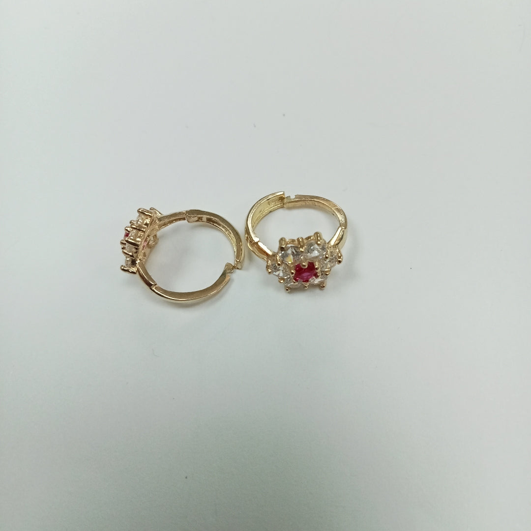 ARETES HUGGIES CON CIRCONIAS Y PIEDRA DE COLOR 14K 1.7 GR (NUEVO)