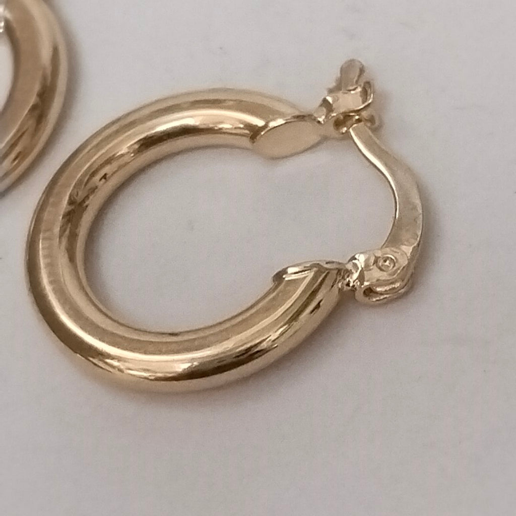 ARETES ARRACADAS 14K 1.6 GR (NUEVO)