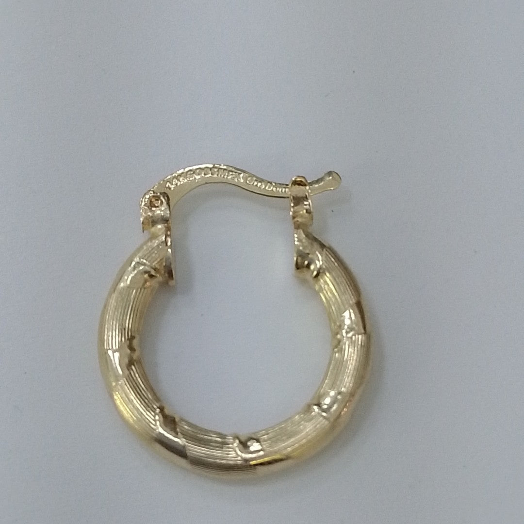 ARETES ARRACADAS TROQUELADAS 14K 2.2 GR (NUEVO)