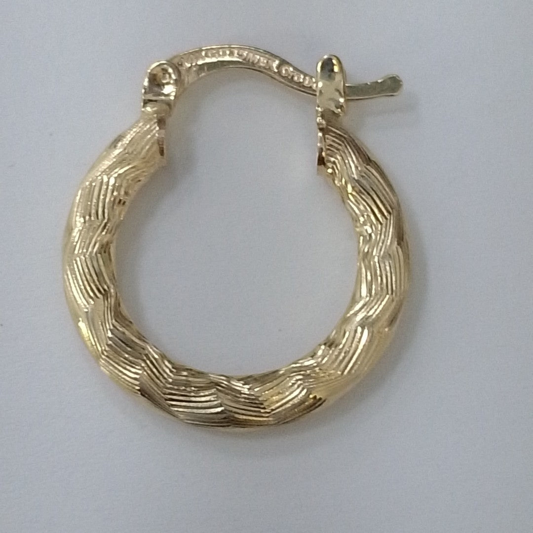 ARETES TEJIDO ARRACADAS ASTRIADAS 14K 1.9 GR (NUEVO)