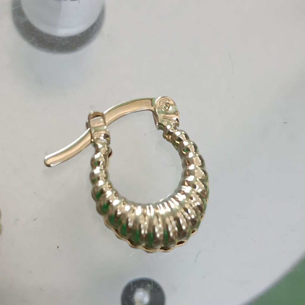 ARETES ARRACADA ESTRIADAS 14K 1.1 GR (NUEVO)
