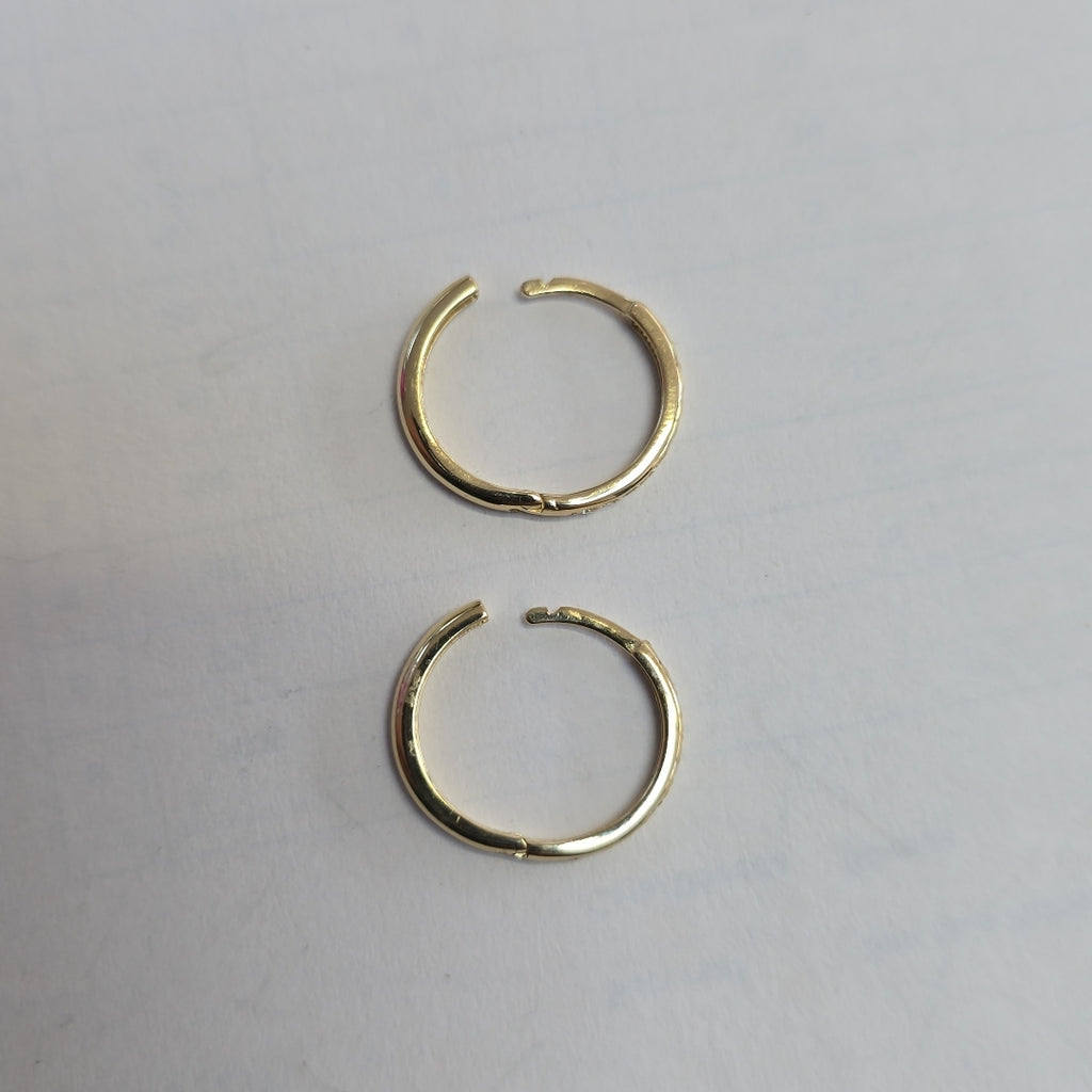 ARETES HUGGIES C CIRCONIA 14K 1.7 GR (NUEVO)