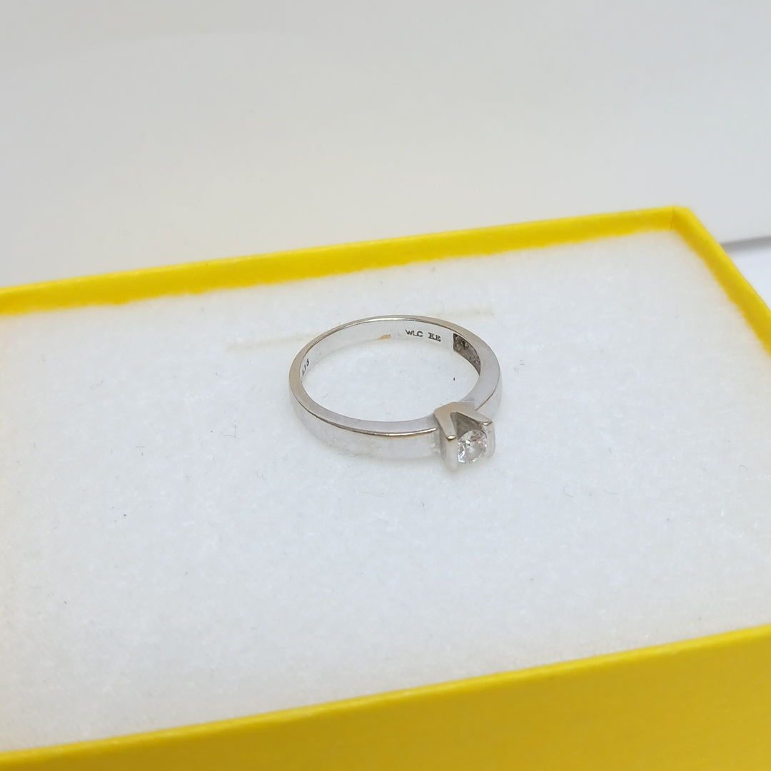 ANILLITO ORO, ORO BLANCO 14 K 2.6 GRMS (SEMINUEVO)