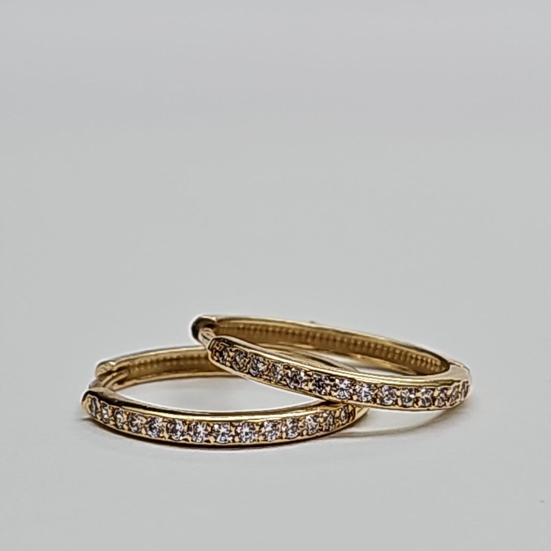 ARETES ARRACADAS C CIRCONIAS 14K 2.1 GR (NUEVO)