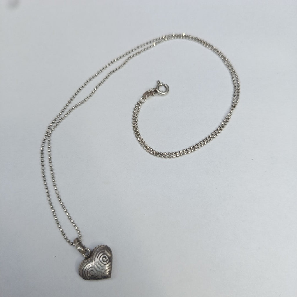 CADENA, DIJE PLATA 3 GRMS (SEMINUEVO)
