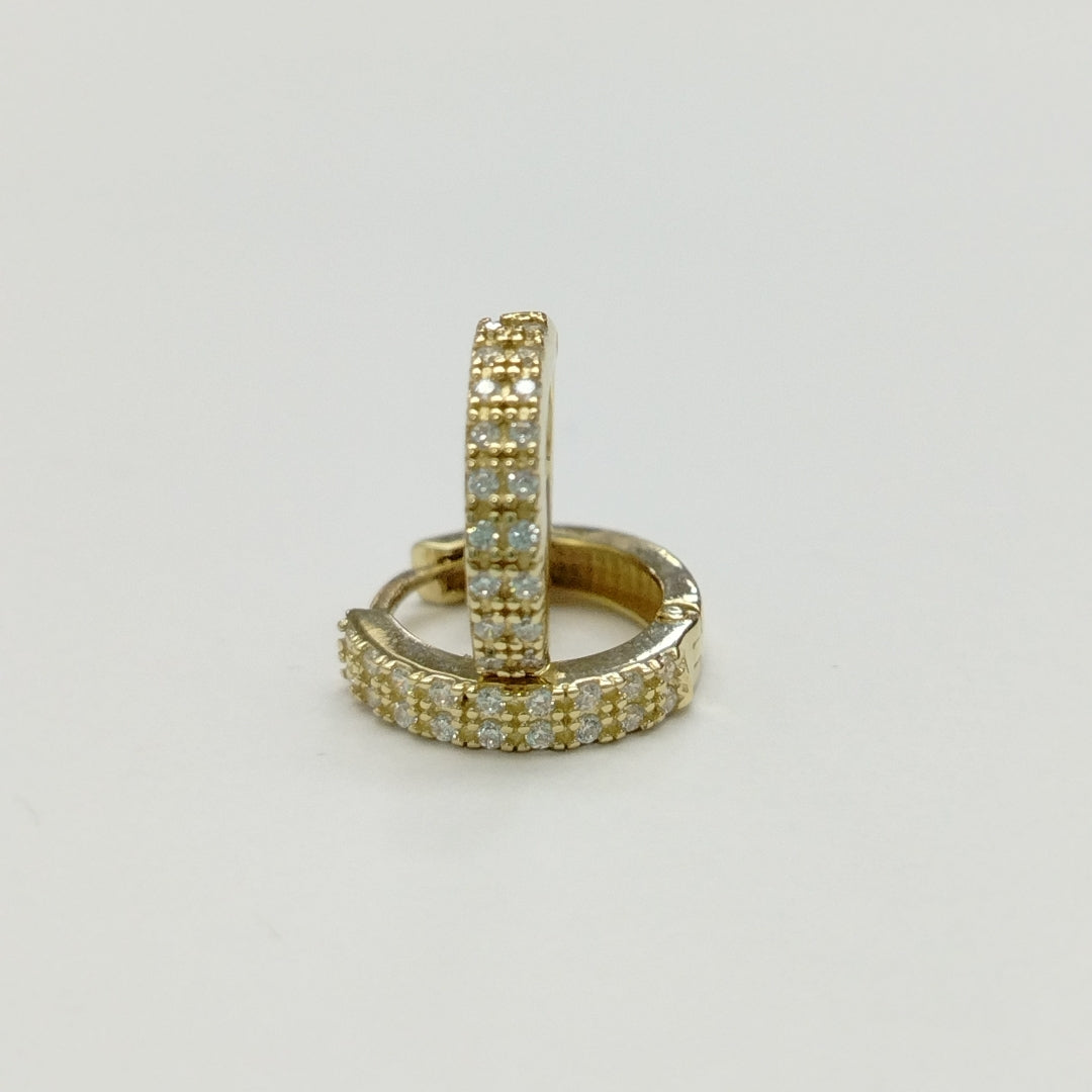ARETES HUGGIES C CIRCONIA 14K 1.8 GR (NUEVO)