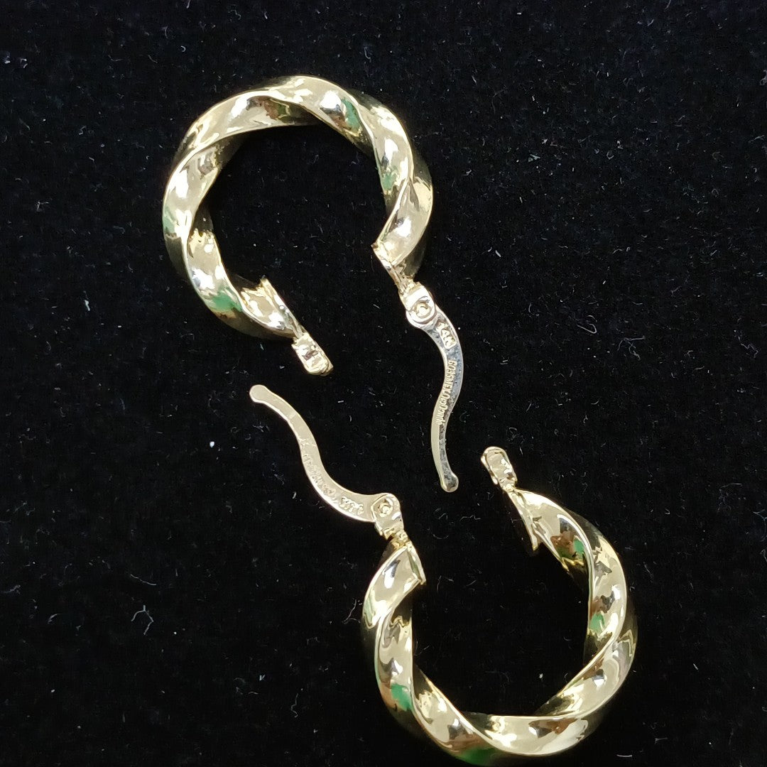 ARETES ARRACADA TORZAL 14K 1.9 GR (NUEVO)