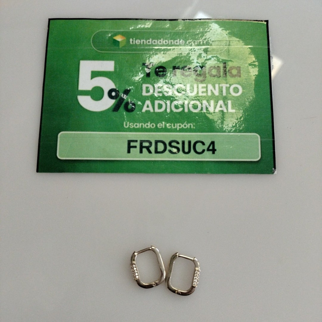 ARETES HUGGIES OVALADA C CIRCONIAS 14K 2.4 GR (NUEVO)