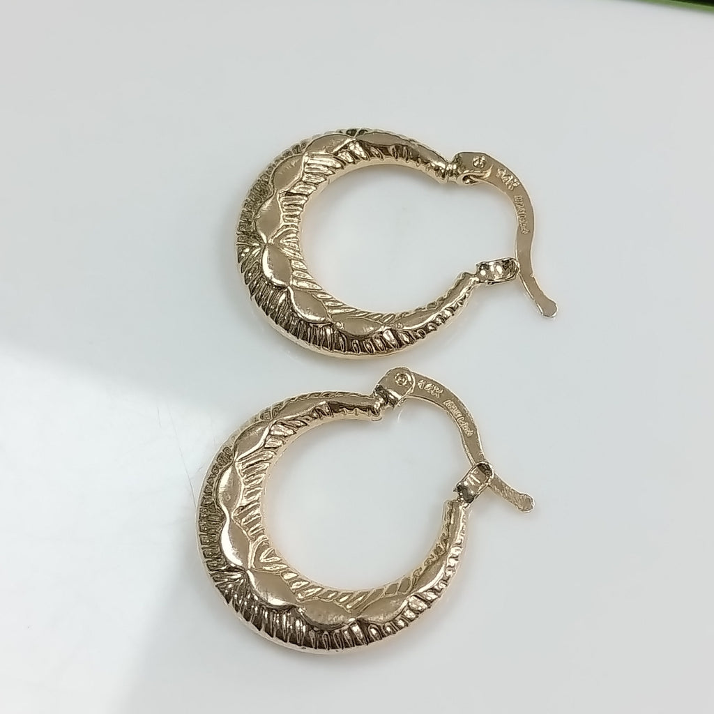 ARETES ARRACADAS HUECAS 14K 1.8 GR (NUEVO)