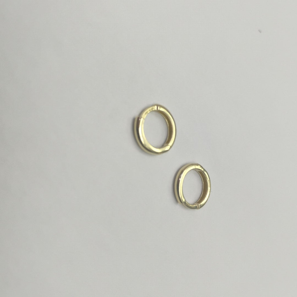 ARETES ARRACADAS LISAS 10K 1.2 GR (NUEVO)