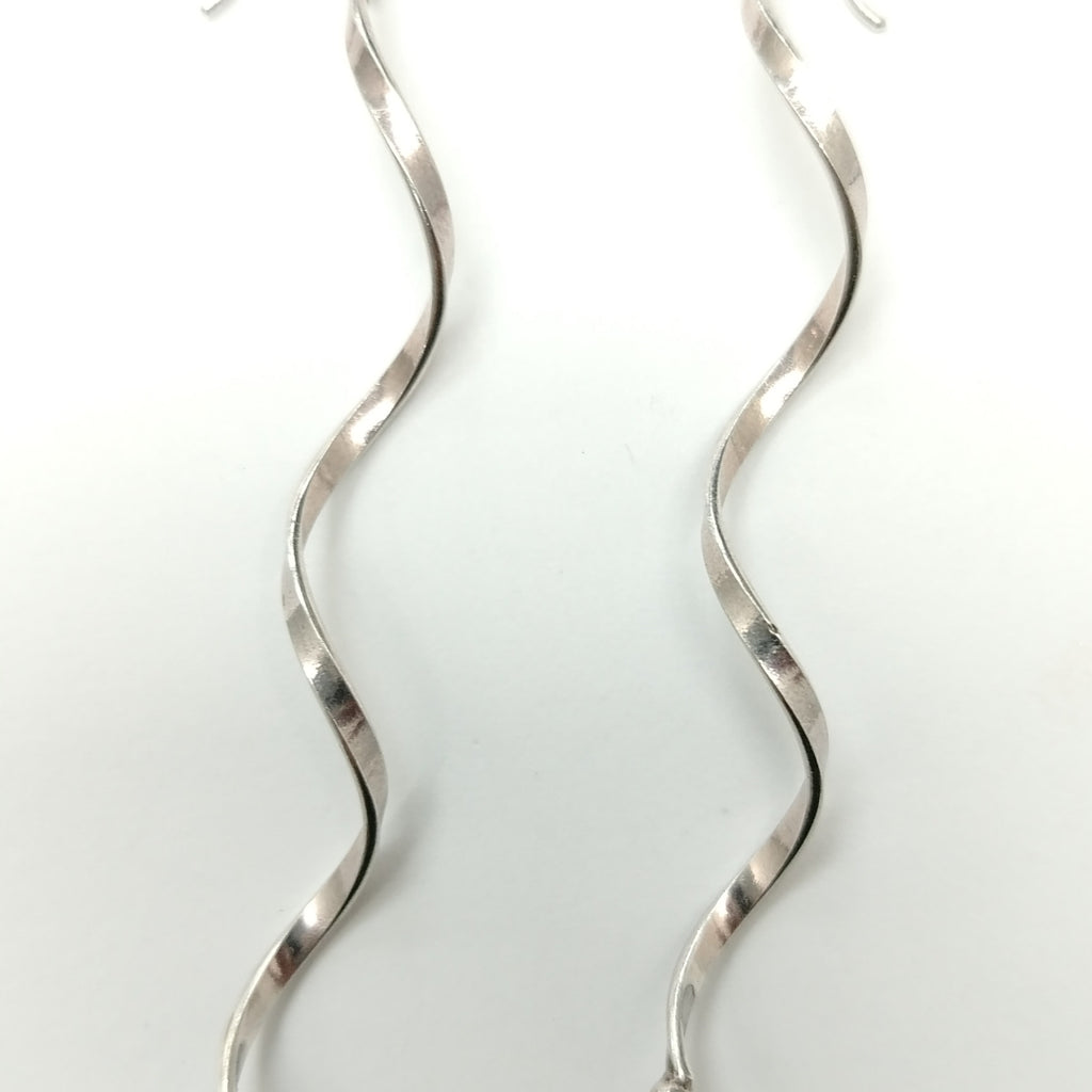 ARETES PAR PLATA 3,00 GRMS (SEMINUEVO)