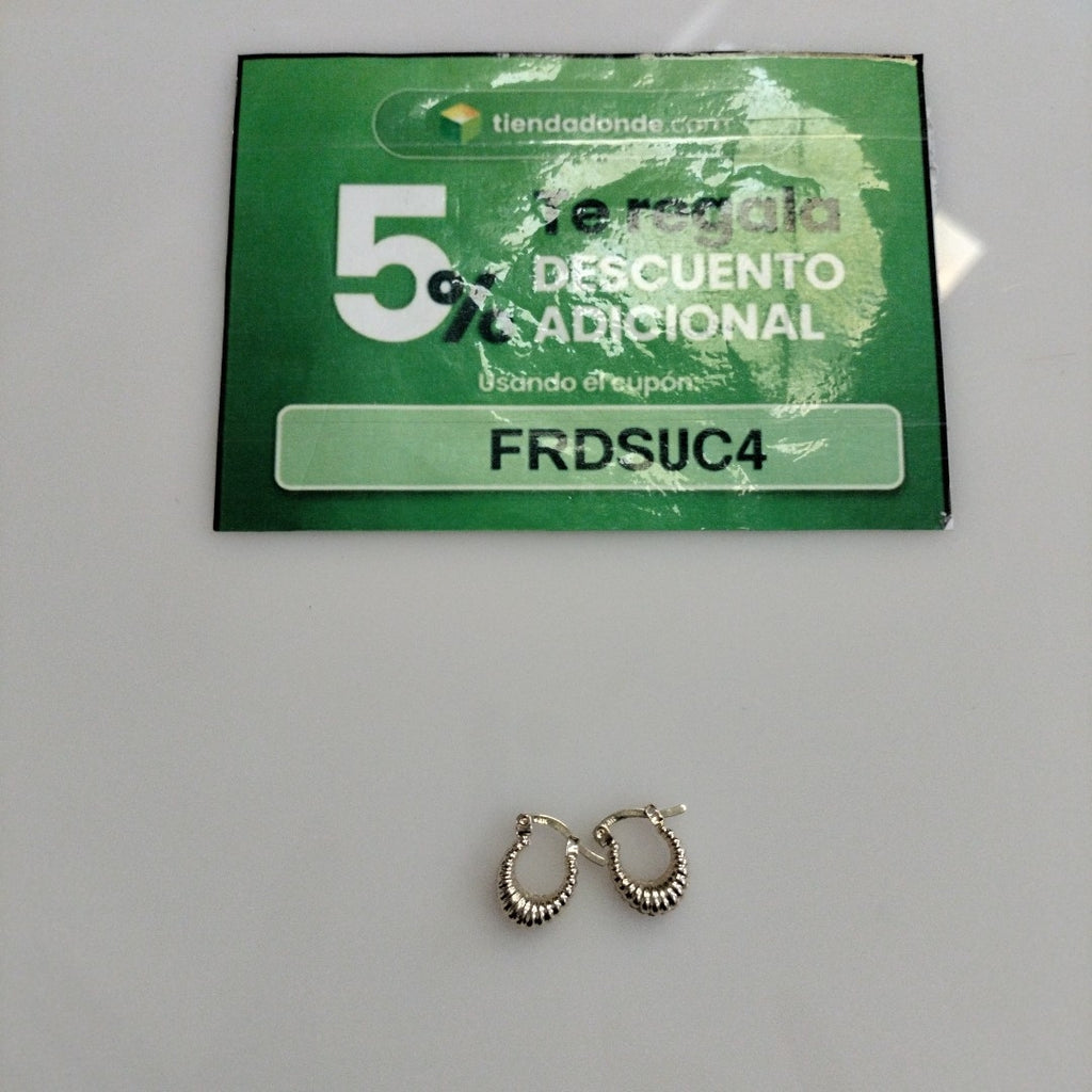 ARETES ARRACADA ESTRIADAS 14K 1.2 GR (NUEVO)