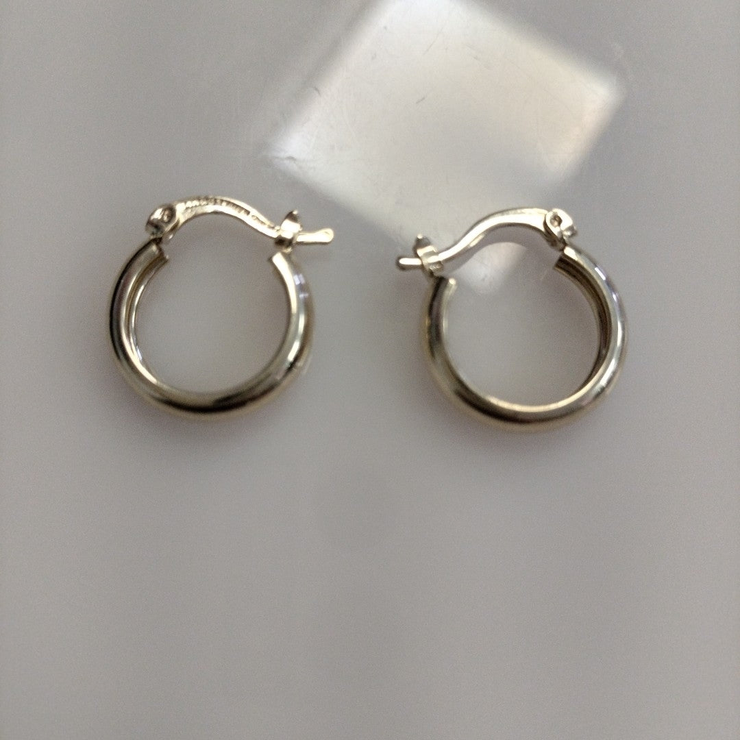 ARETES TEJIDO ARRACADAS LISAS 14K 2.1 GR (NUEVO)