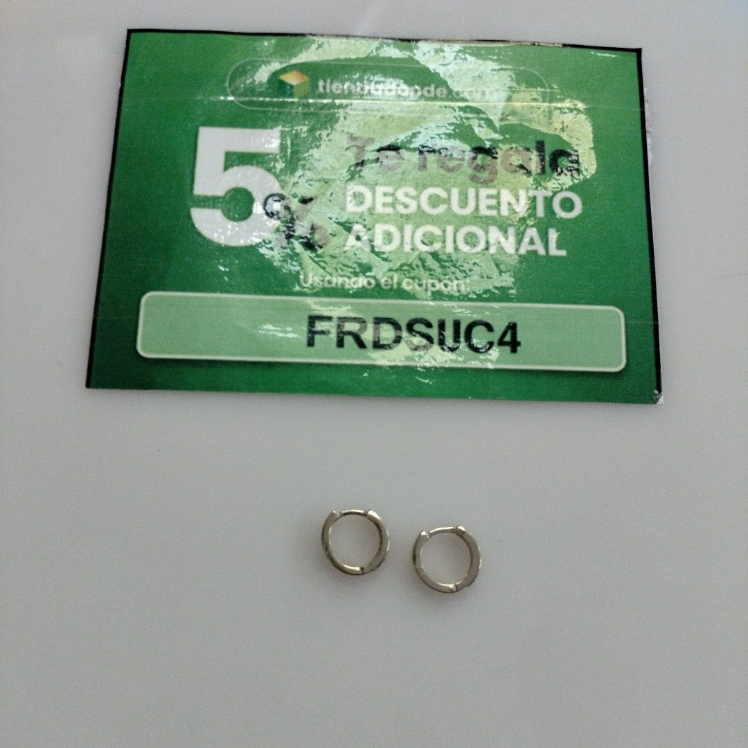 ARETES HUGGIES C CIRCONIAS 14K 2.2 GR (NUEVO)