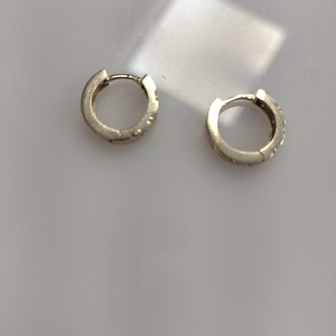 ARETES HUGGIES CON CIRCONIAS 14K 2.2 GR (NUEVO)