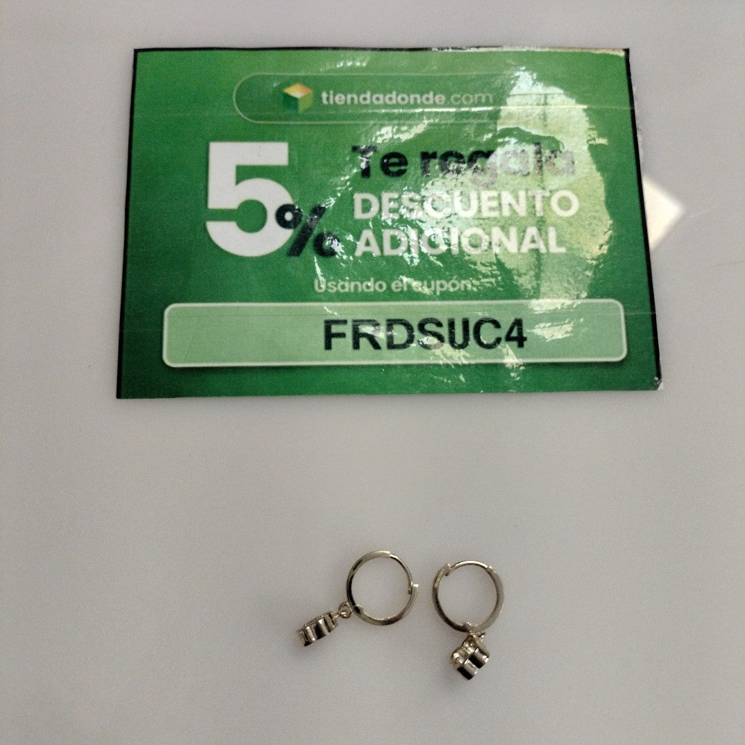 ARETES ARRACADAS CON DIJE 14K 2.4 GR (NUEVO)