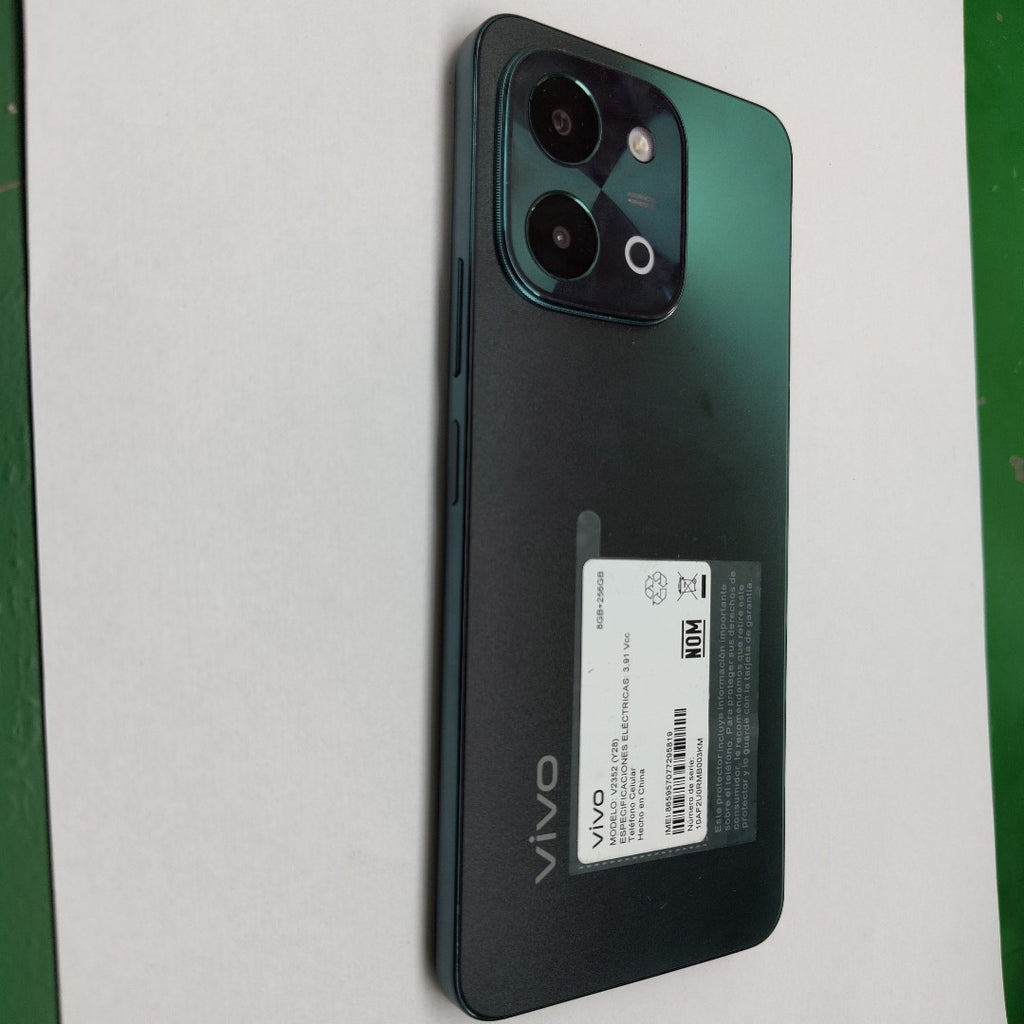 CELULAR VIVO Y28 V2352 256 GB 8 GB RAM (SEMINUEVO)
