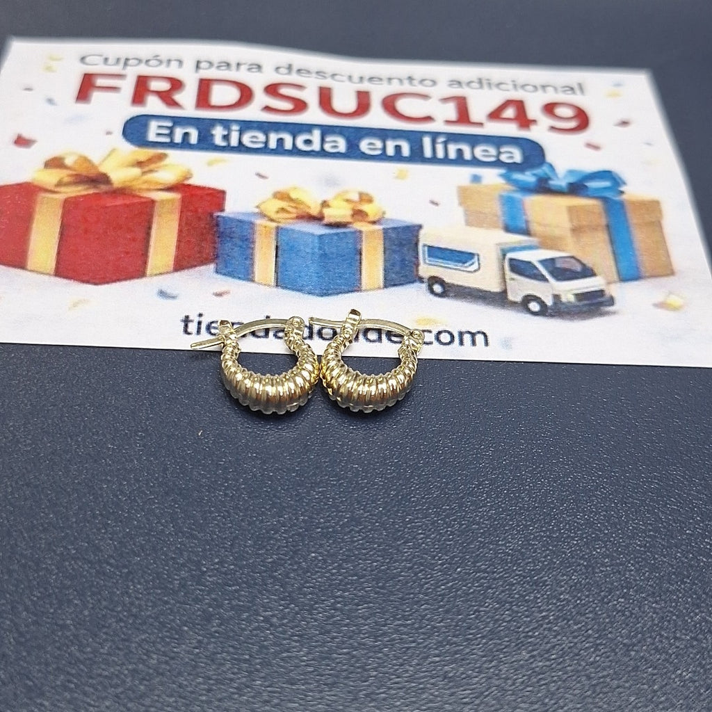 ARETES ARRACADA ESTRIADAS 14K 1.1 GR (NUEVO)