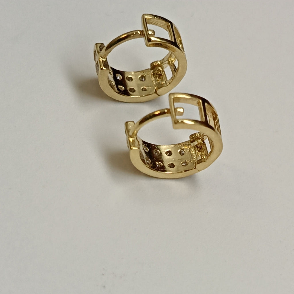 ARETES HUGGIES C CIRCONIAS 14K 1.7 GR (NUEVO)