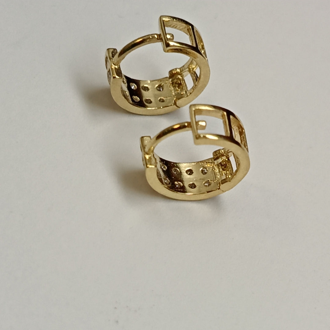 ARETES HUGGIES C CIRCONIAS 14K 1.7 GR (NUEVO)