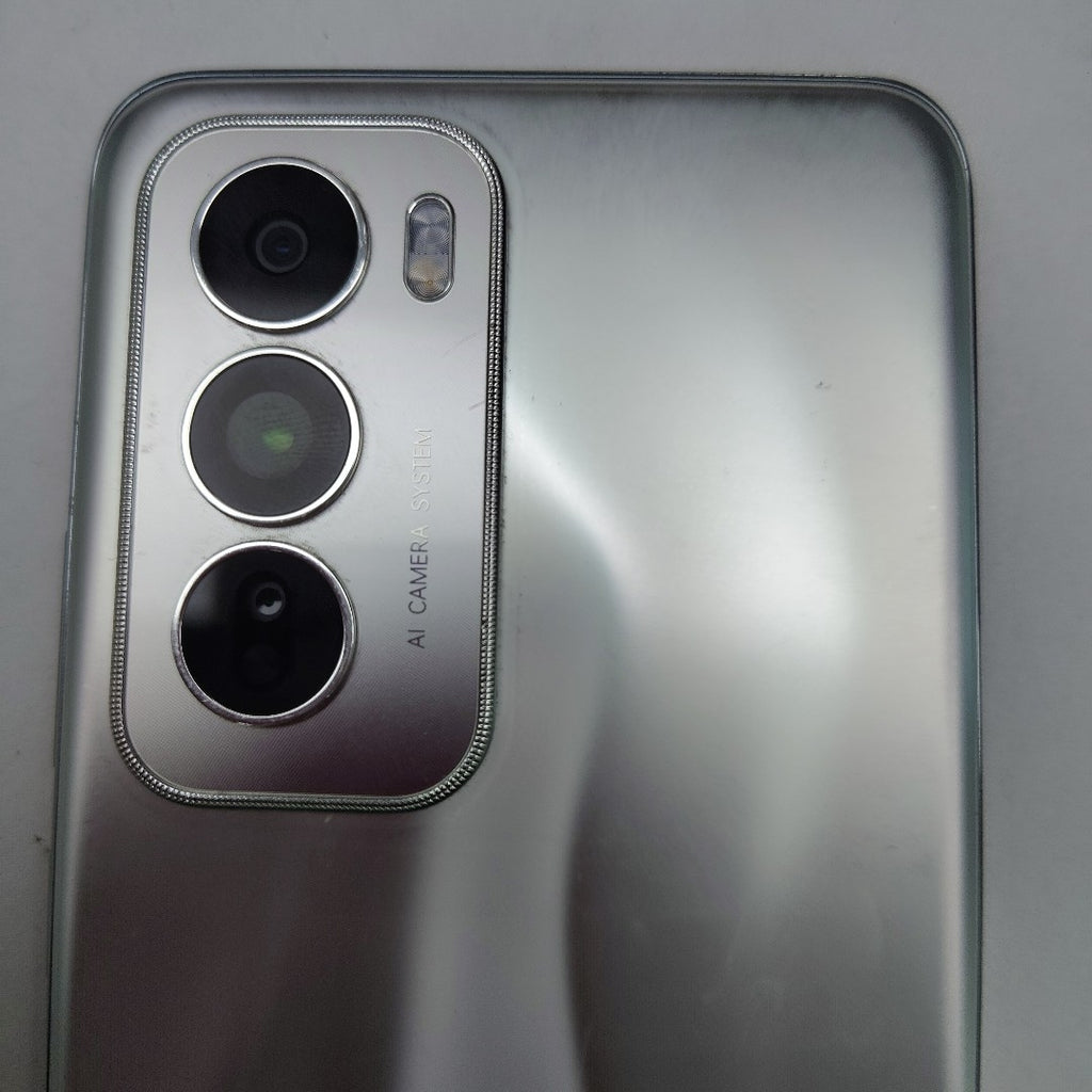 CELULAR OPPO RENO12 5G CPH2625 (2024) 512 GB 12 GB RAM (SEMINUEVO)