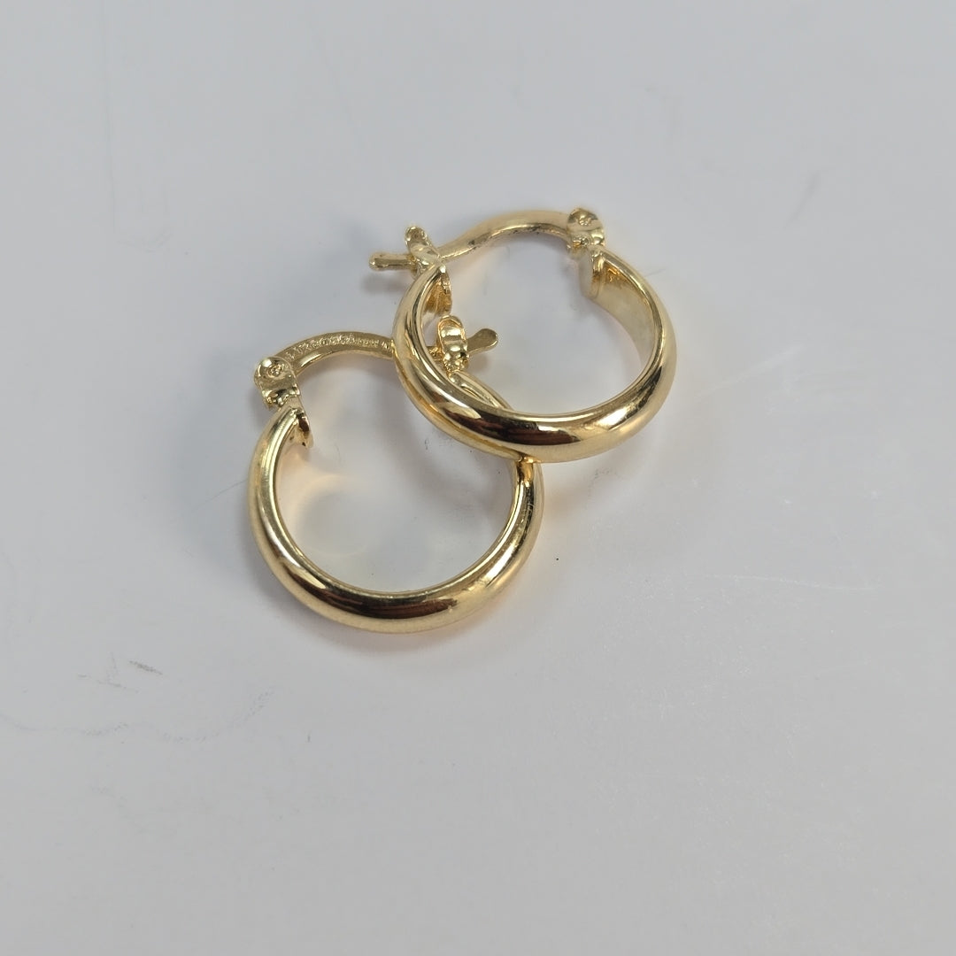 ARETES ARRACADA LISA 14K 1.8 GR (NUEVO)