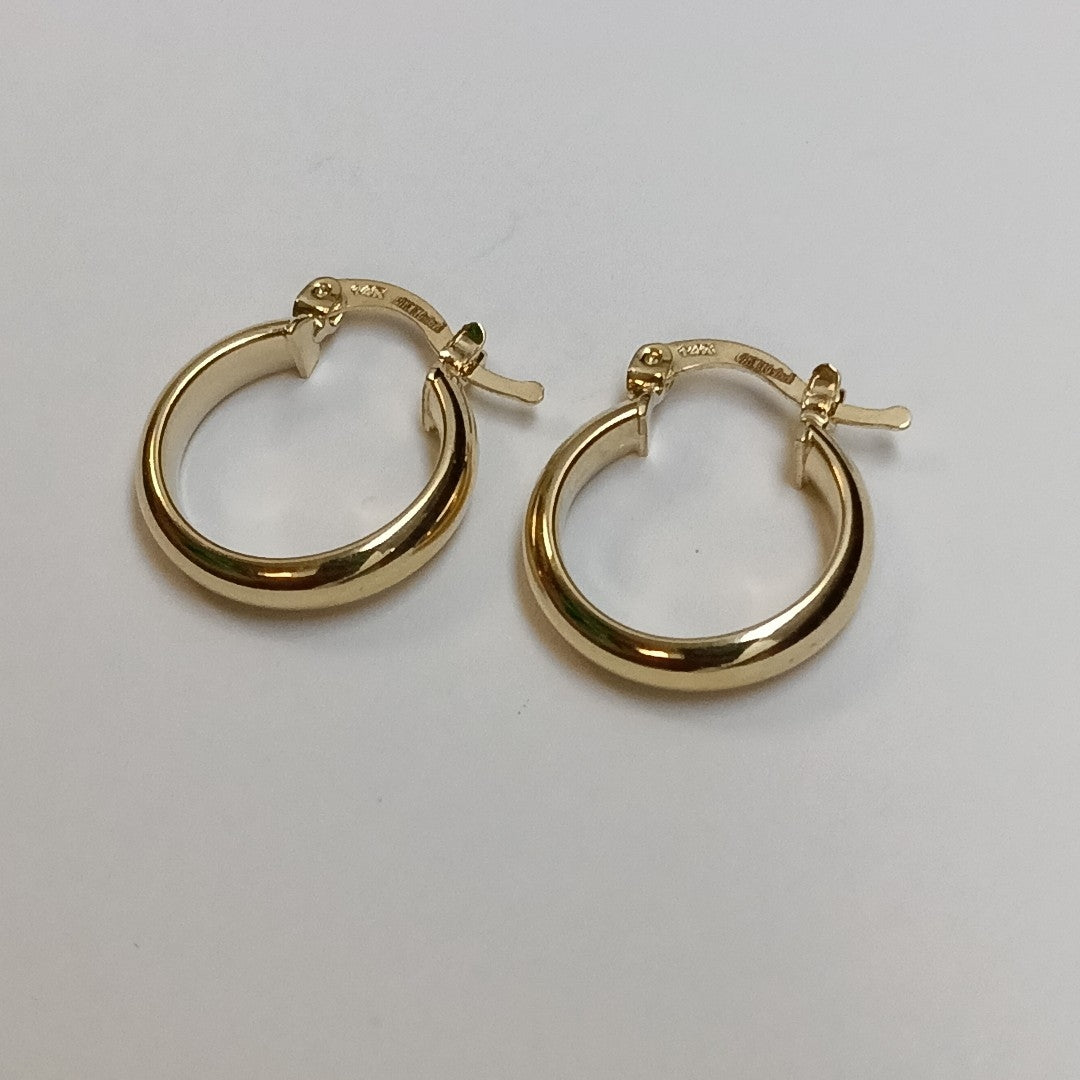 ARETES ARRACADA LISA 14K 1.6 GR (NUEVO)