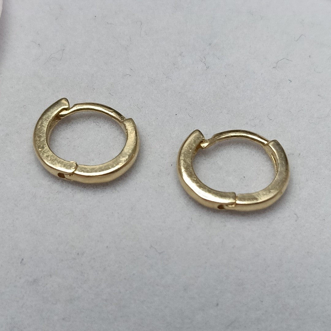 ARETES HUGGIE 14K 1.4 GR (NUEVO)