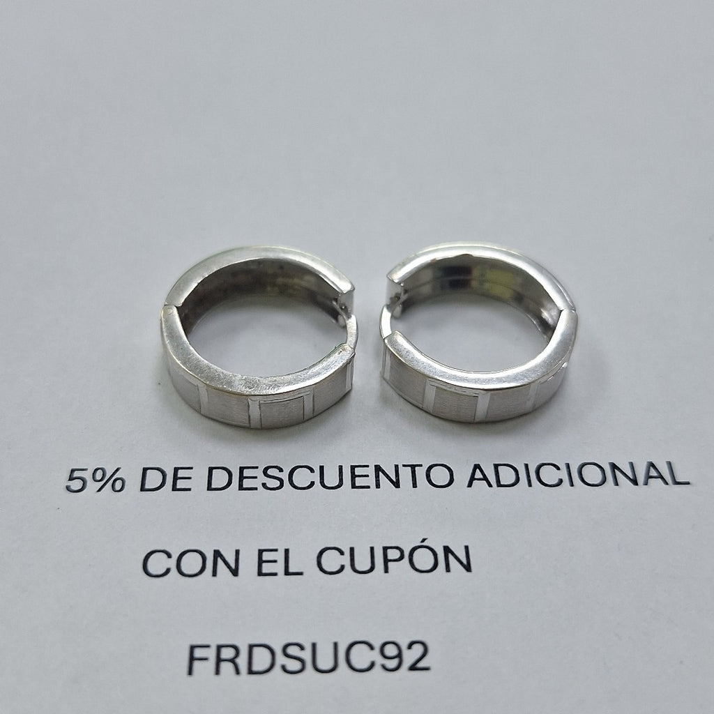 ARETES PAR ORO BLANCO 10 K 3,40 GRMS (SEMINUEVO)