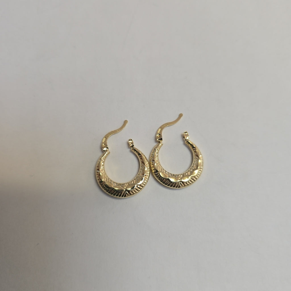 ARETES ARRACADAS HUECAS 14K 1.8 GR (NUEVO)