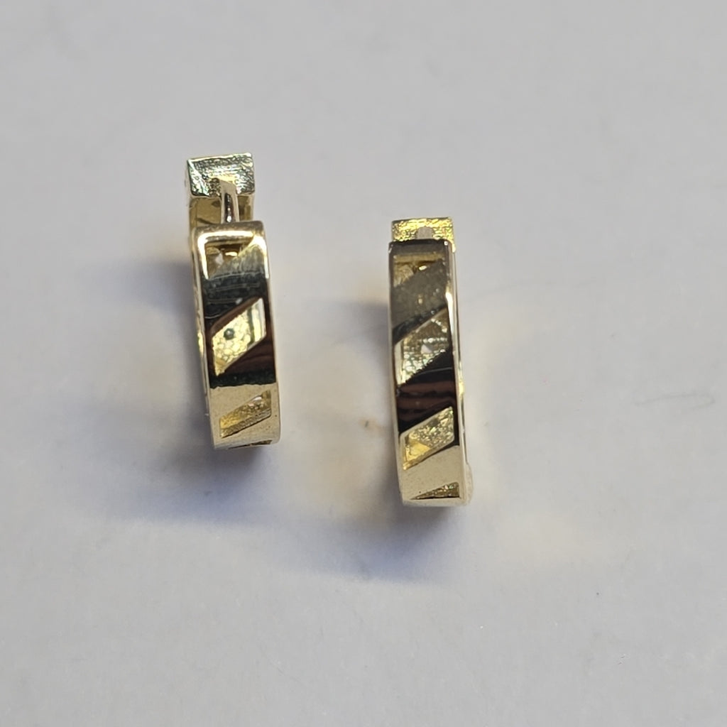 ARETES HUGGIES CON CIRCONIAS 14K 2.2 GR (NUEVO)
