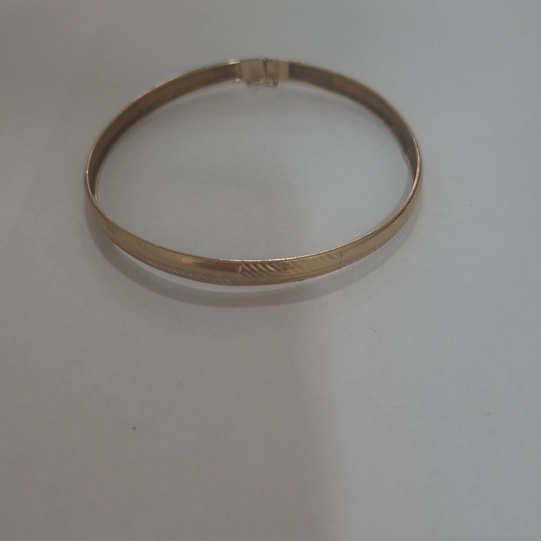 PULSERA RIGIDA ORO 10 K 3.6 GRMS (SEMINUEVO)