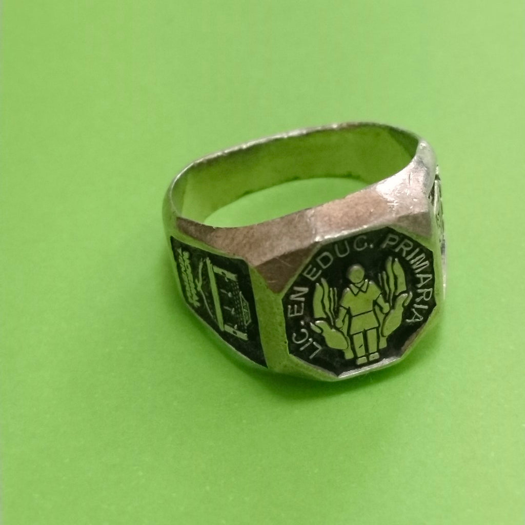 ANILLO DE GRADUACIÓN PLATA 8,60 GRMS (SEMINUEVO)