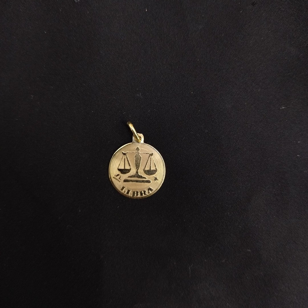 DIJE ORO 18 K 0,90 GRMS (SEMINUEVO)