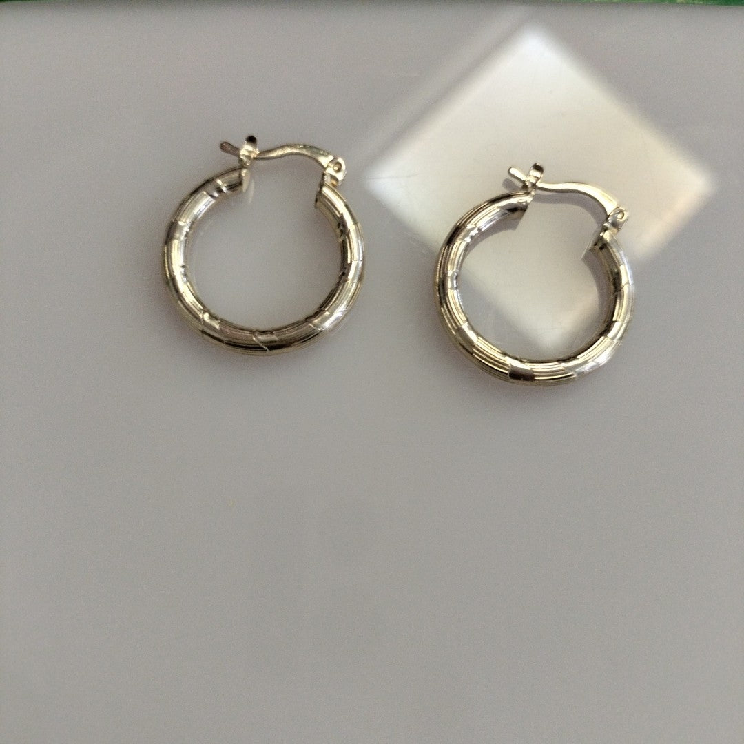 ARETES ARRACADAS 14K 2.7 GR (NUEVO)