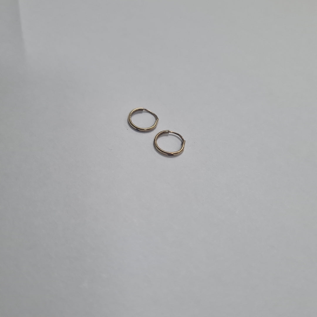 ARRACADAS PAR ORO 10 K 0.2 GRMS (SEMINUEVO)
