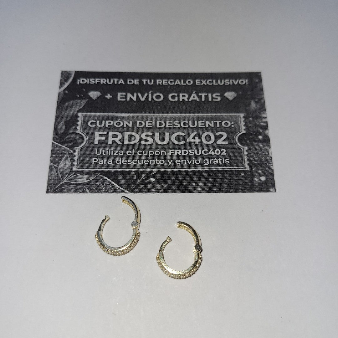 ARETES HUGGIE CON CIRCONIAS 14K 2 GR (NUEVO)