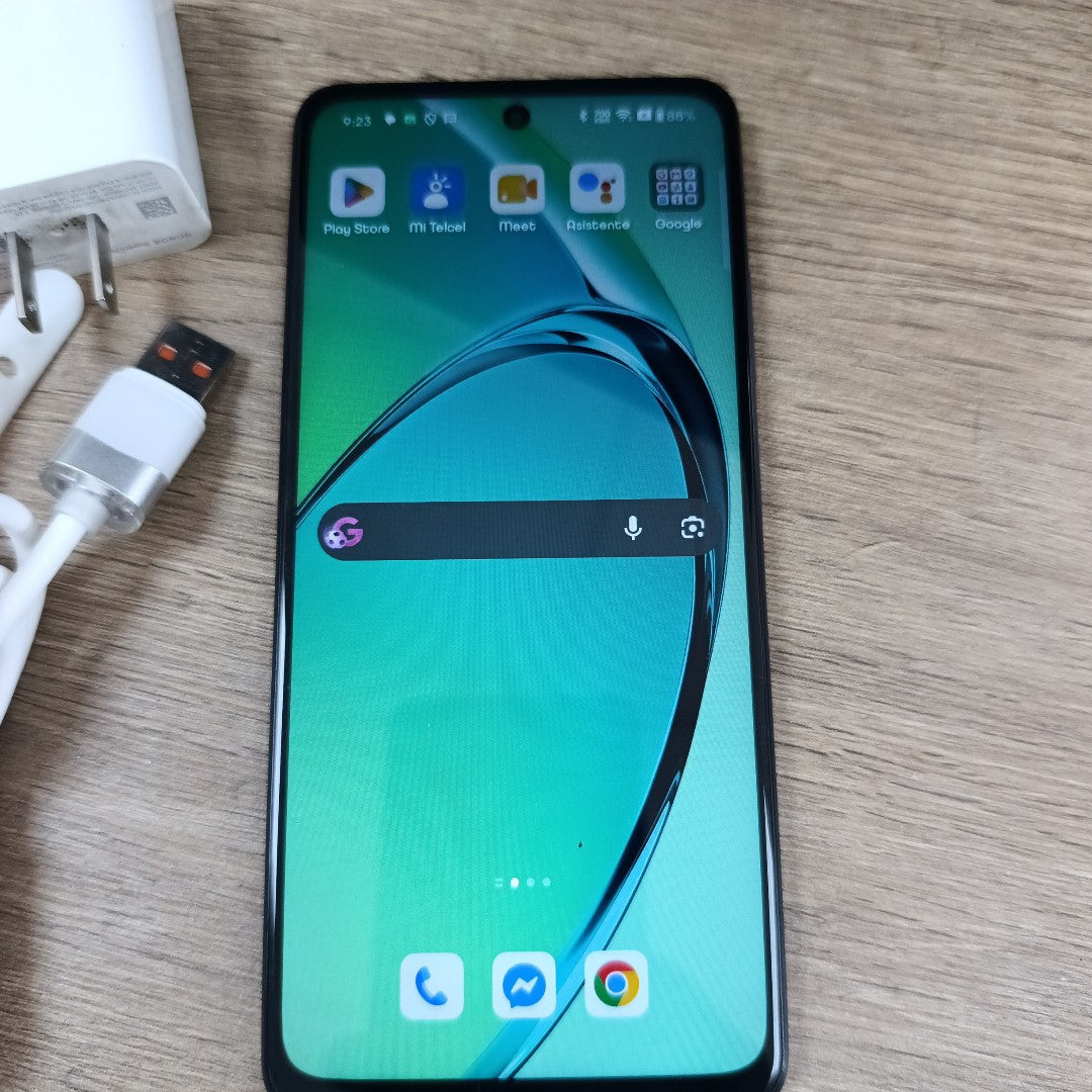 CELULAR OPPO A40 CPH2669 (2024) 256 GB 4 GB RAM (SEMINUEVO)