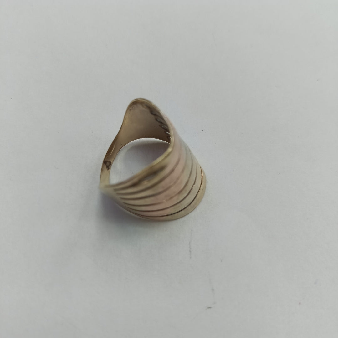 ANILLO ORO 10 K 4.6 GRMS (SEMINUEVO)