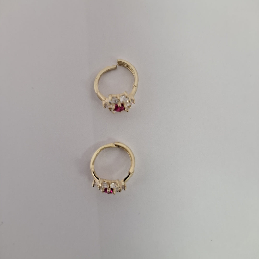 ARETES HUGGIES CON CIRCONIAS Y PIEDRA DE COLOR 14K 1.8 GR (NUEVO)