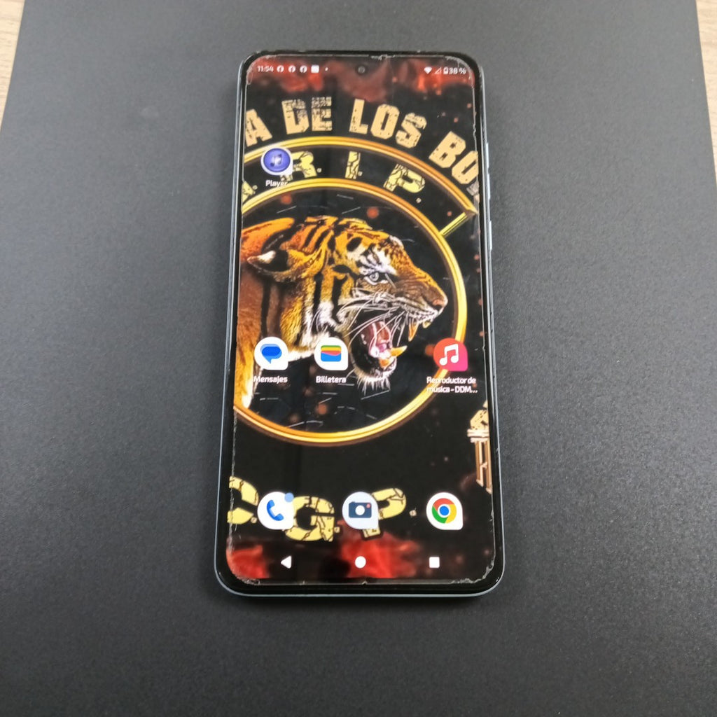 CELULAR MOTOROLA MOTO G84 XT2347-1 (2023) 256 GB 8 GB RAM (SEMINUEVO)