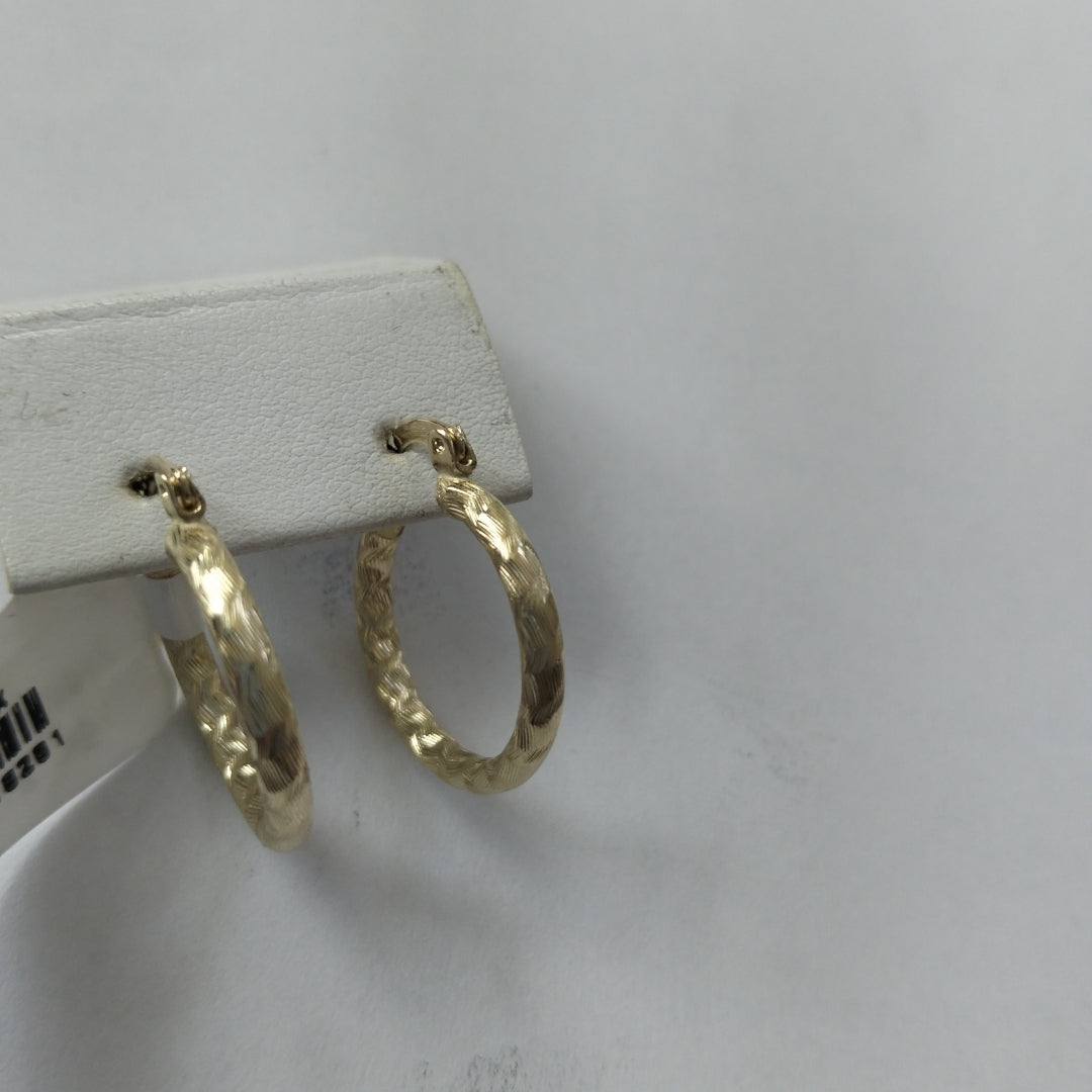 ARETES ARRACADAS LABRADAS 14K 2.1 GR (NUEVO)