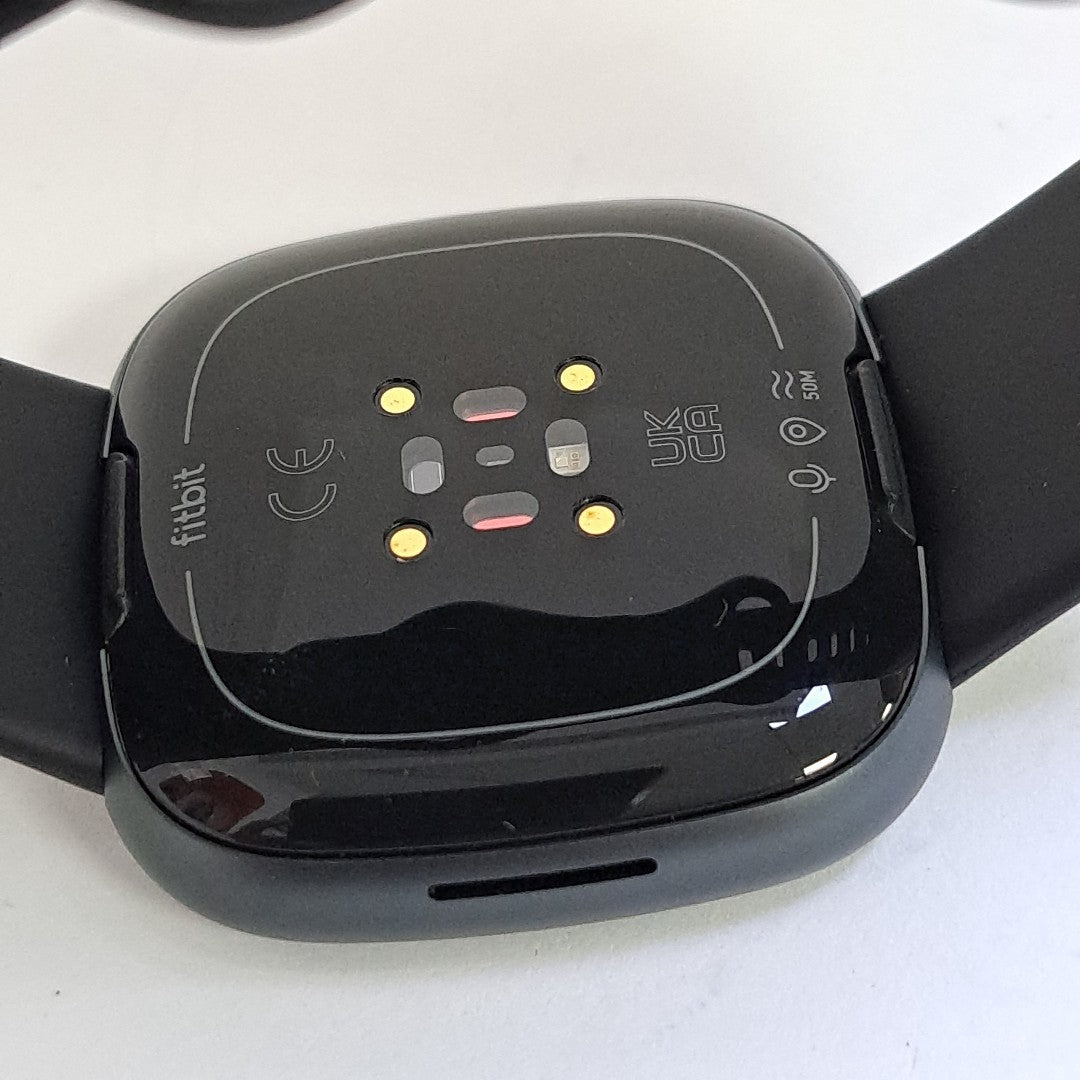 SMARTWATCH FITBIT VERSA 4 40 MM GPS (SEMINUEVO)