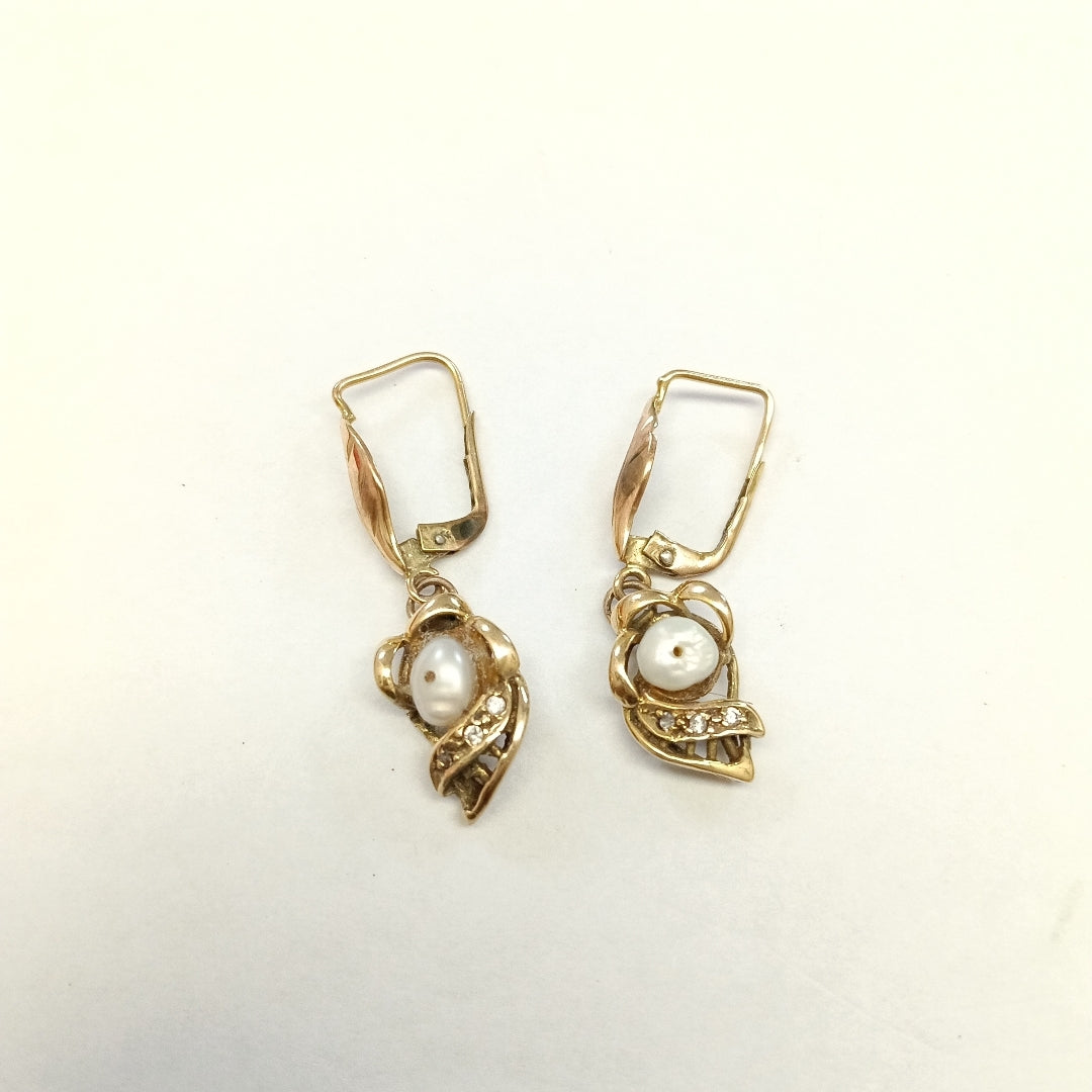 ARETES PAR ORO 10 K 3.4 GRMS (SEMINUEVO)