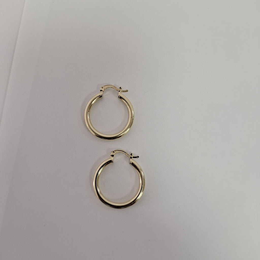 ARETES TEJIDO ARRACADAS LISAS HUECAS 14K 2.1 GR (NUEVO)